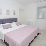 Ruzmarin Apartman