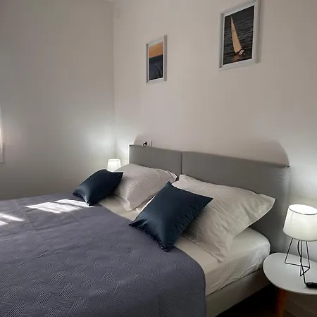Apartment Ruzmarin *