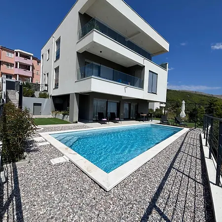 Apartment Ruzmarin