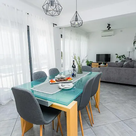 Ruzmarin Apartamento Podstrana