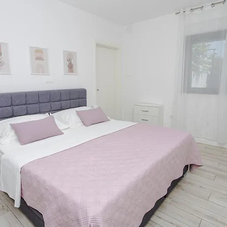 Ruzmarin Apartamento