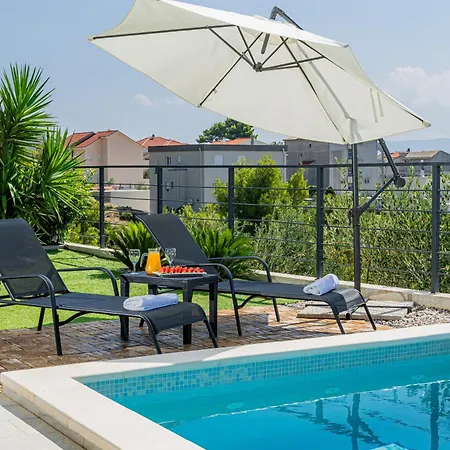 Ruzmarin Apartamento