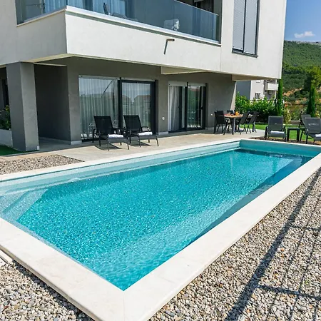 Apartamento Ruzmarin Podstrana