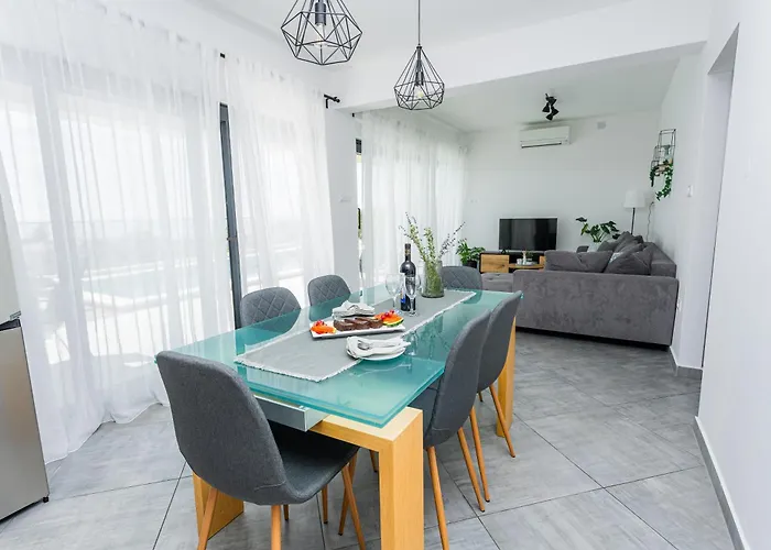 Ruzmarin 아파트 포드스트라나