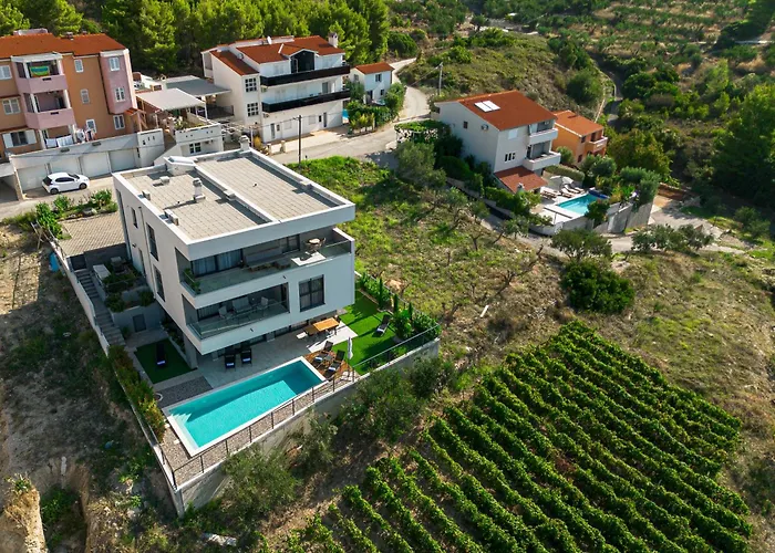 Ruzmarin * 포드스트라나